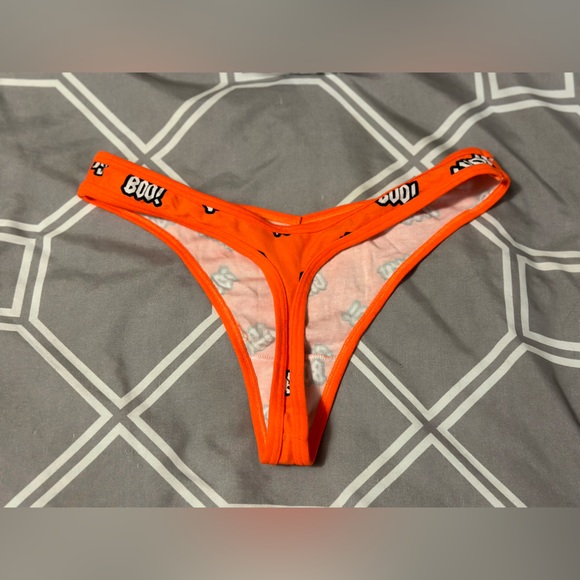 PINK Victoria's Secret Halloween Graphic thong panty - Picture 3 of 3